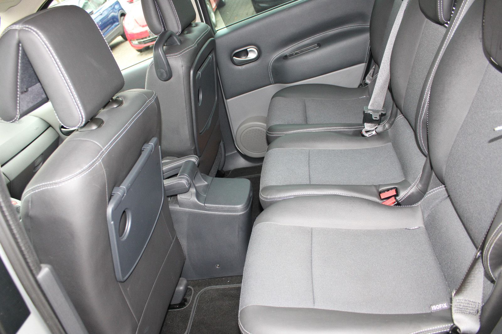 Fahrzeugabbildung Renault Scenic Exception 1.6 Automatik,PDC,SHZ,KeylessGo