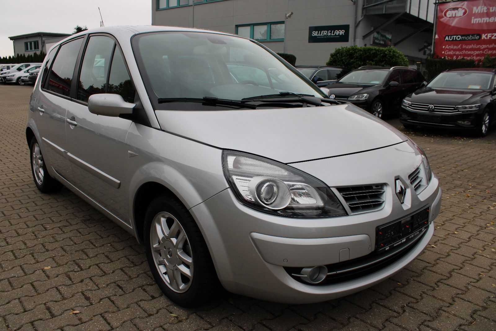 Fahrzeugabbildung Renault Scenic Exception 1.6 Automatik,PDC,SHZ,KeylessGo