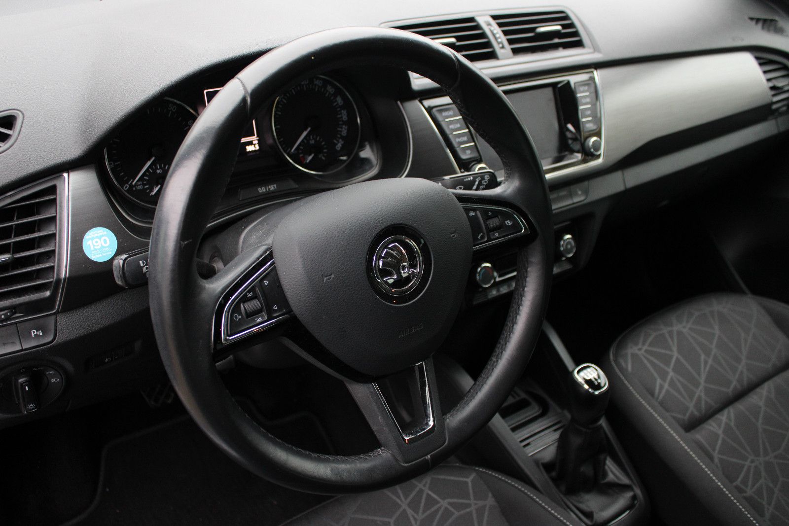Fahrzeugabbildung SKODA Fabia 1.0l TSI CLEVER PDC,SHZ,LED
