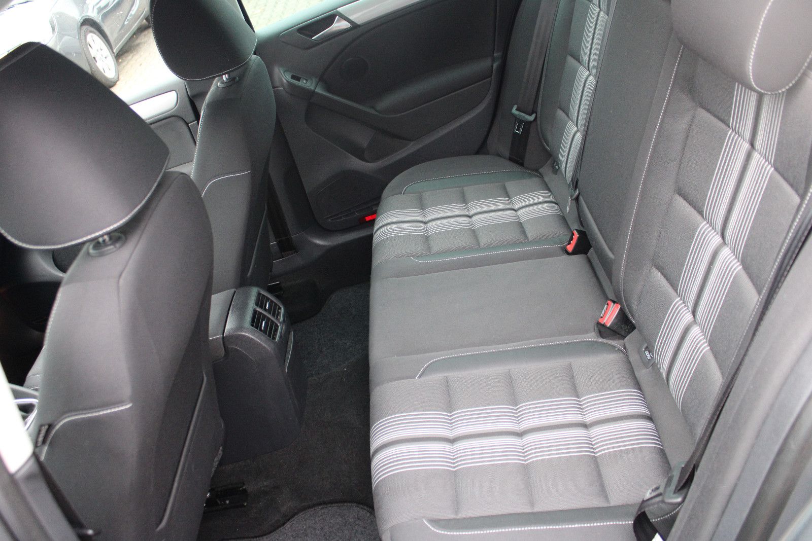 Fahrzeugabbildung Volkswagen Golf 1.2 TSI BlueMotion Technology MATCH