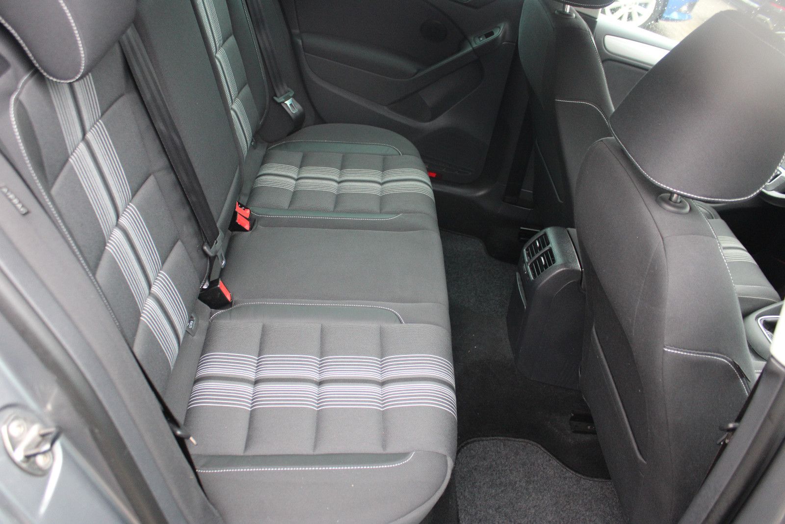 Fahrzeugabbildung Volkswagen Golf 1.2 TSI BlueMotion Technology MATCH