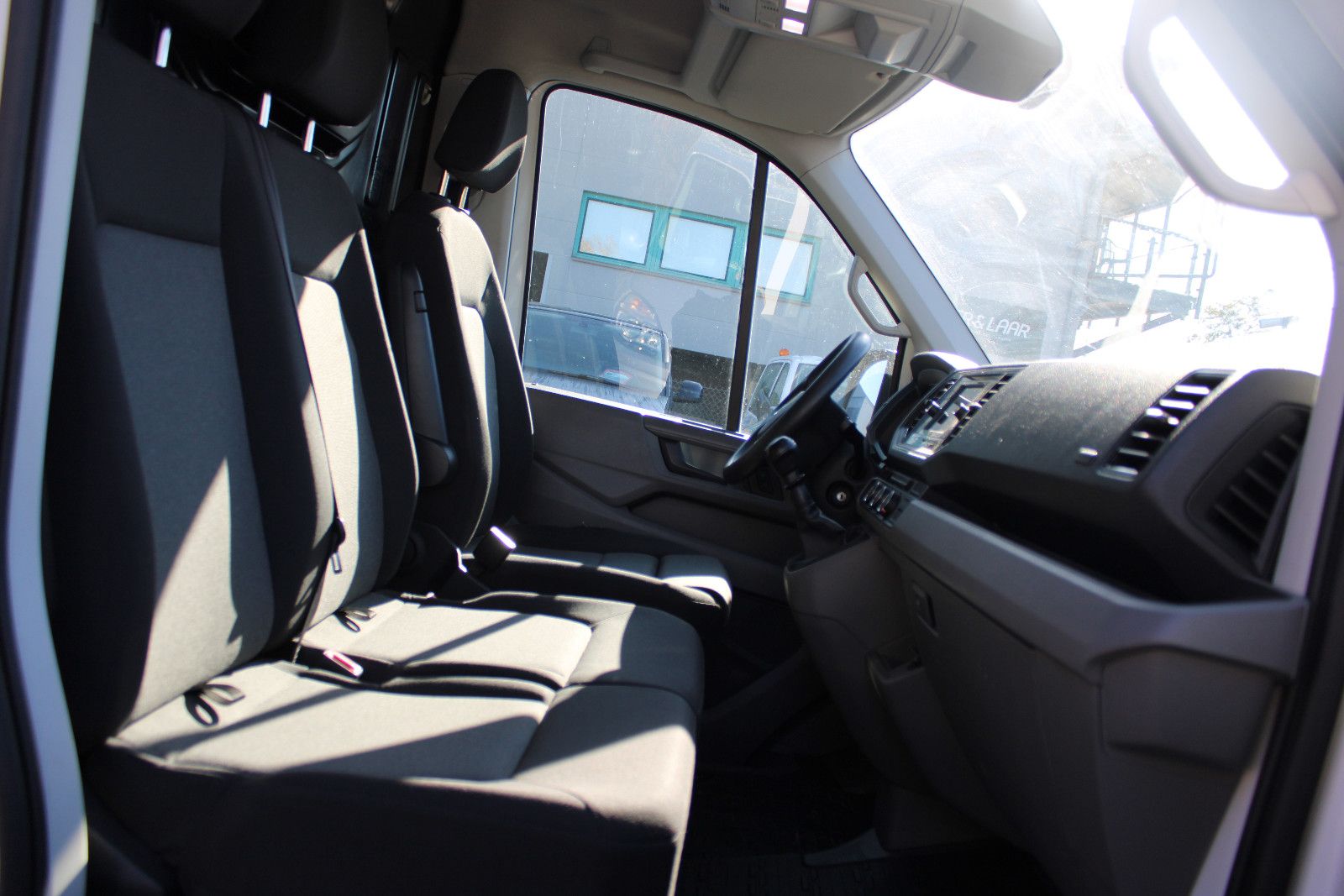 Fahrzeugabbildung Volkswagen Crafter Kasten 2.0TDI Kamera,SHZ,3.Sitzer