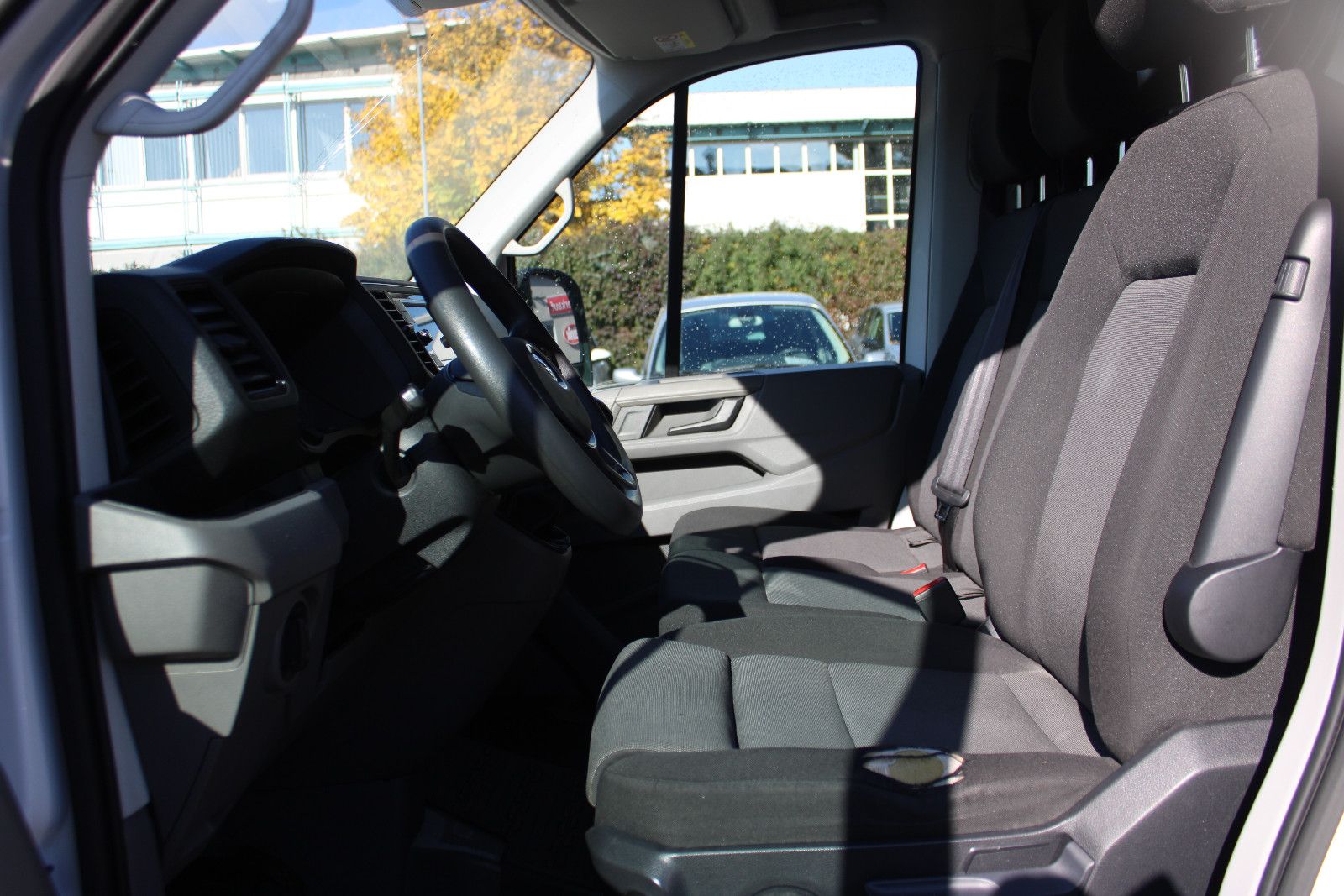 Fahrzeugabbildung Volkswagen Crafter Kasten 2.0TDI Kamera,SHZ,3.Sitzer