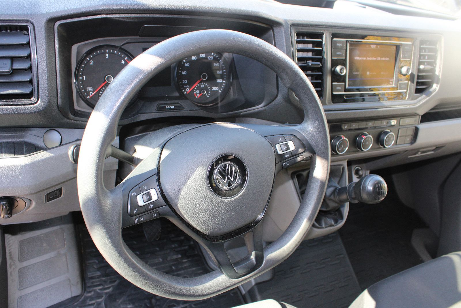 Fahrzeugabbildung Volkswagen Crafter Kasten 2.0TDI Kamera,SHZ,3.Sitzer