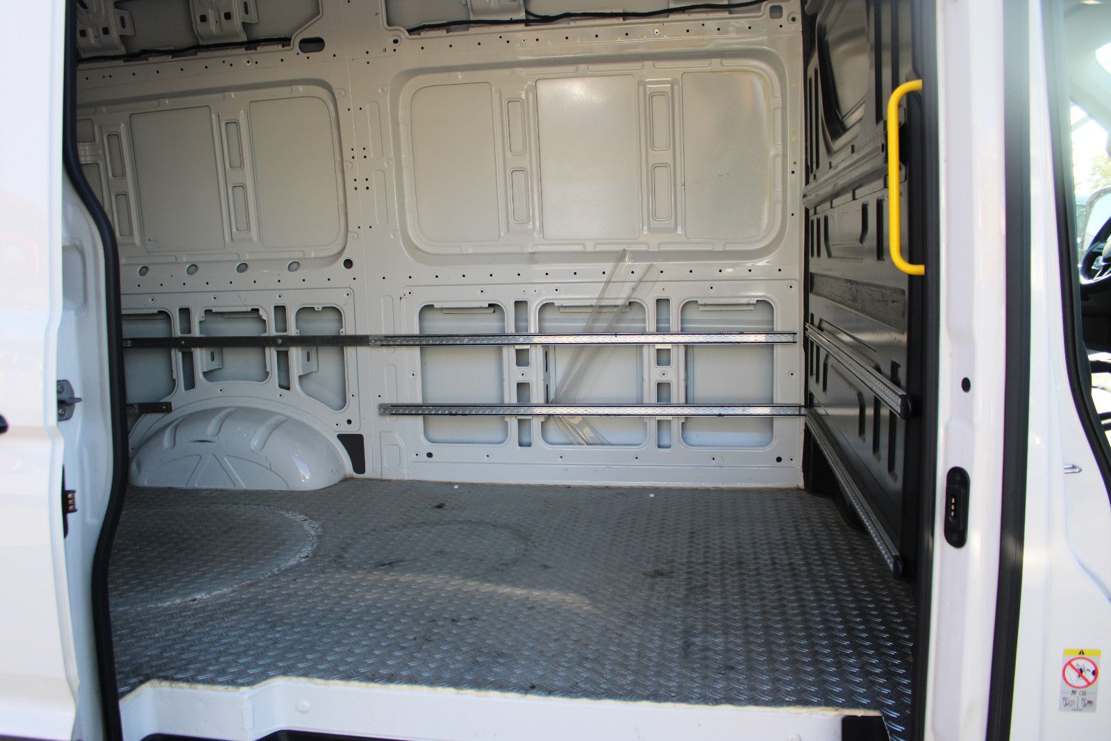Fahrzeugabbildung Volkswagen Crafter Kasten 2.0TDI Kamera,SHZ,3.Sitzer