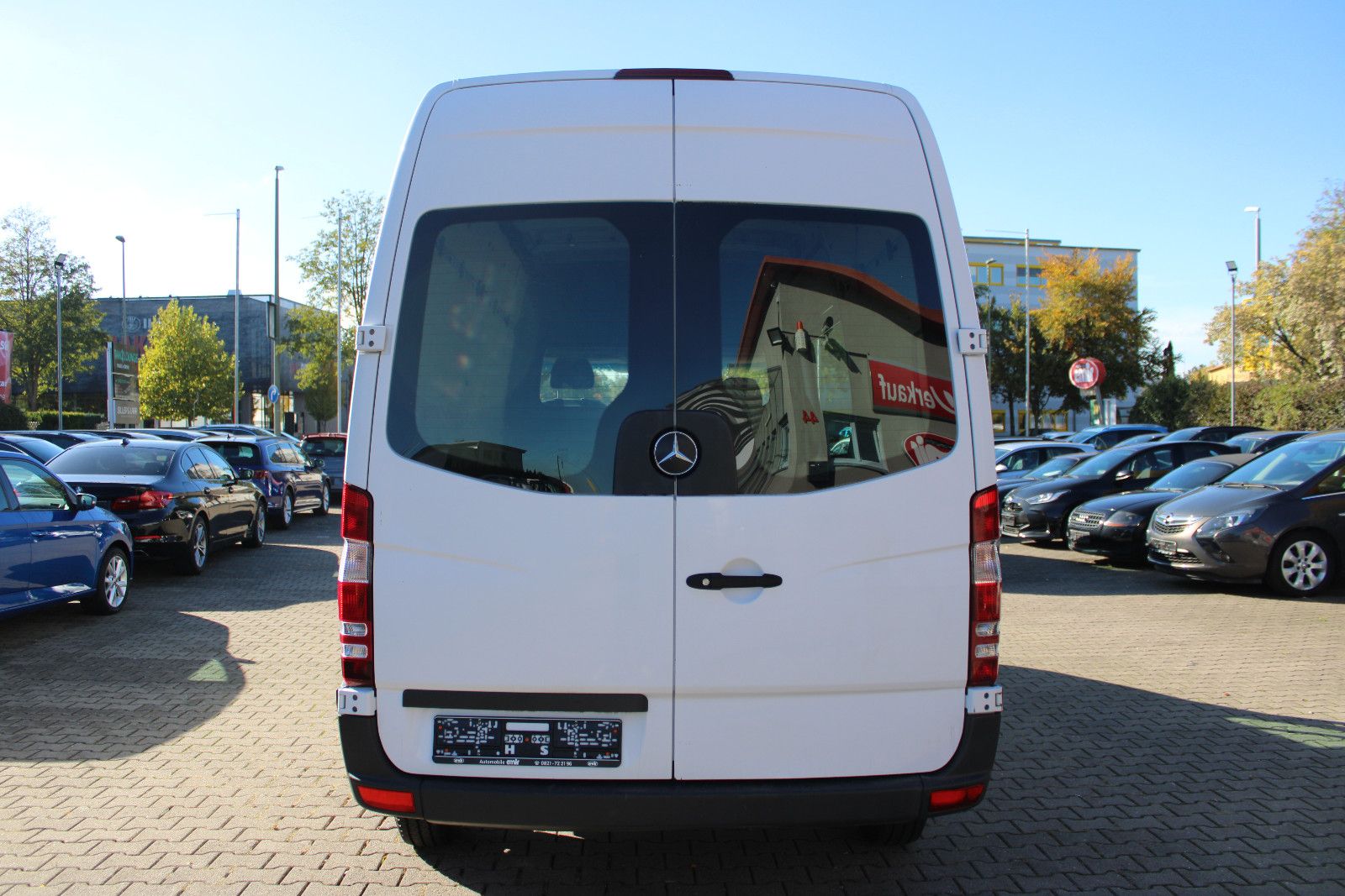 Fahrzeugabbildung Mercedes-Benz Sprinter Kasten L2H2